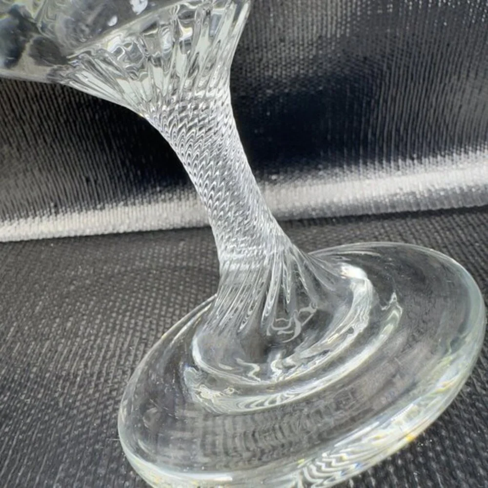 Eamon Glass Engraved Clover Ireland Swirl Footed Compote Dish‎ Bowl Clear Glass